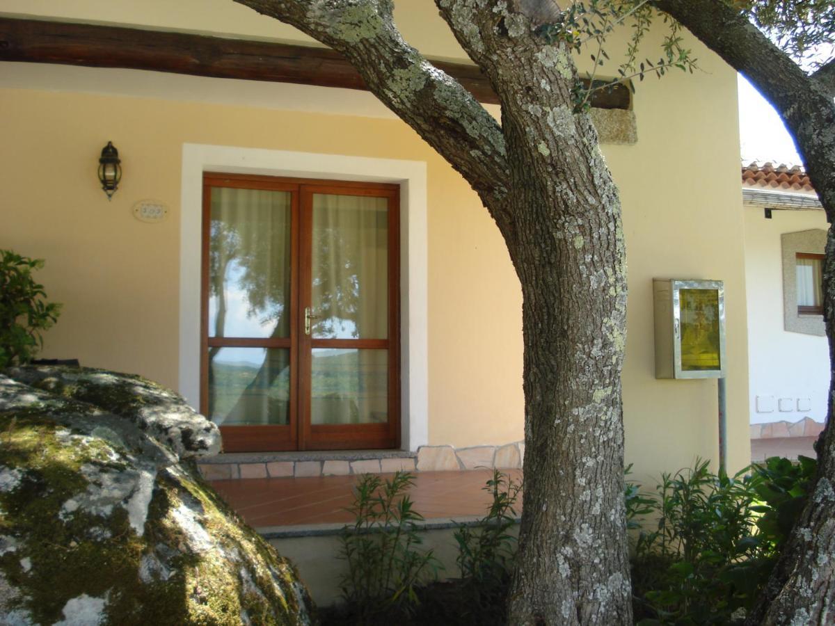 Hotel Valkarana Country Relais (Adults Only) Сант Антонио Ди Галура Екстериор снимка