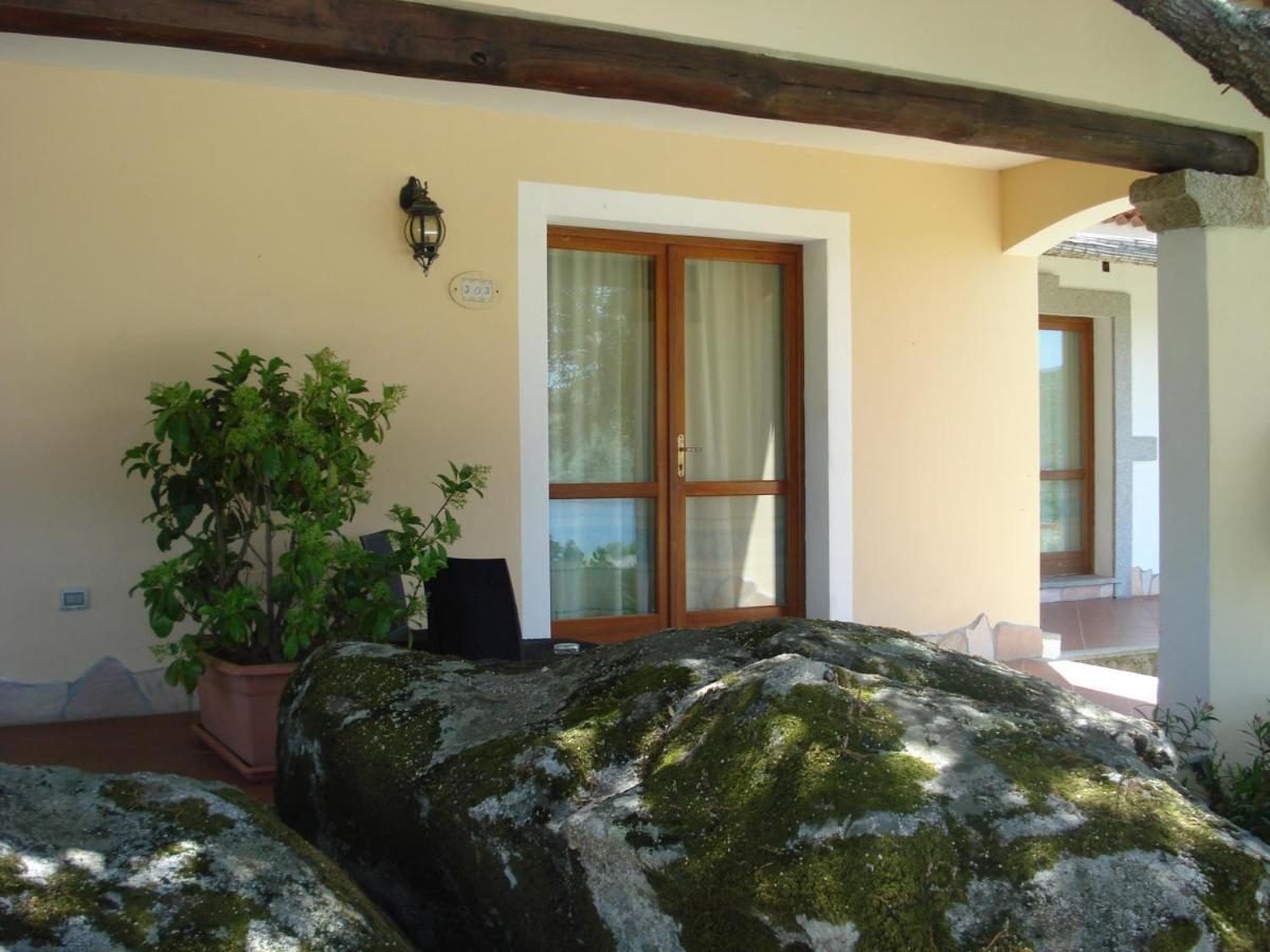 Hotel Valkarana Country Relais (Adults Only) Сант Антонио Ди Галура Екстериор снимка