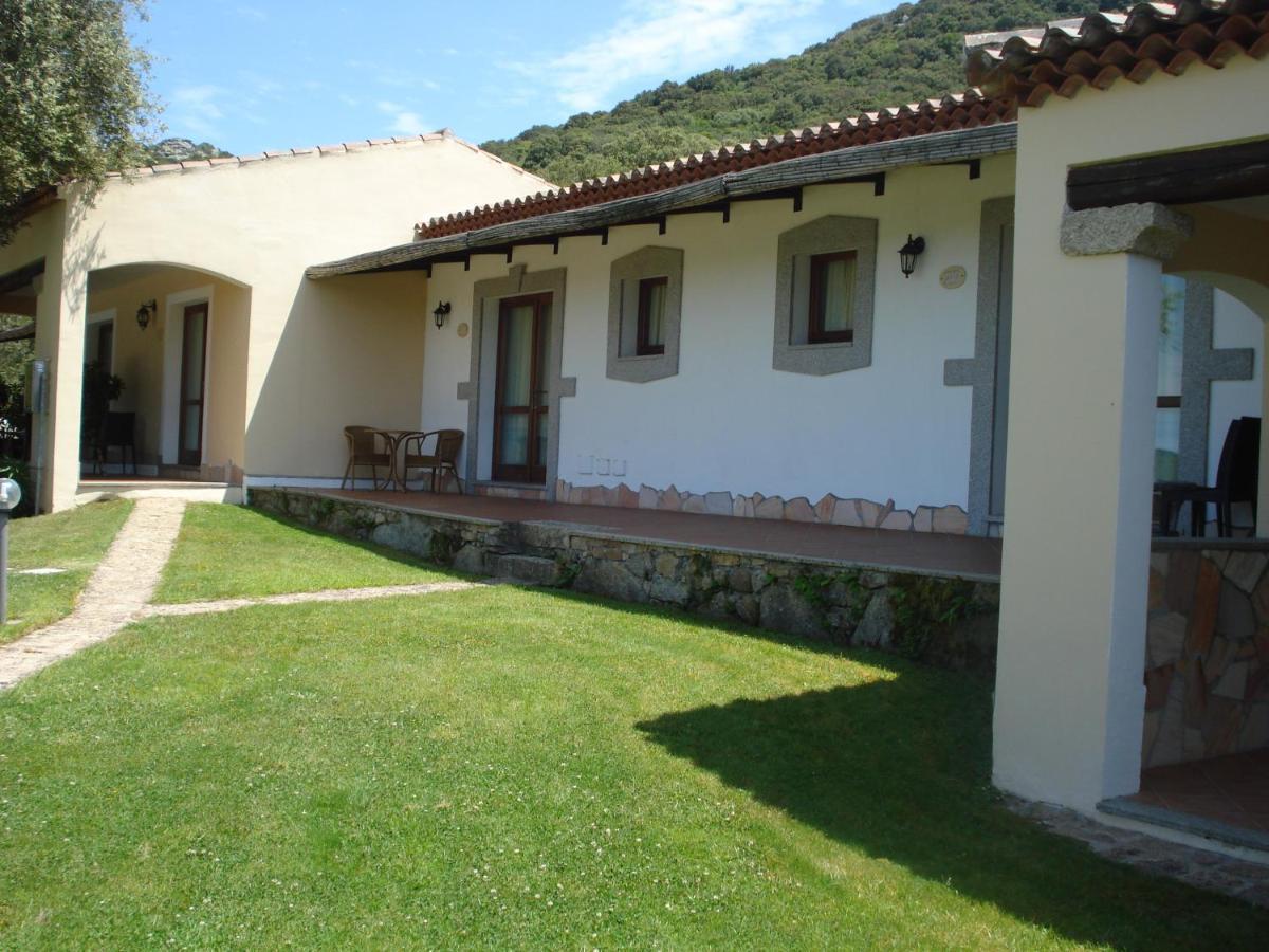 Hotel Valkarana Country Relais (Adults Only) Сант Антонио Ди Галура Екстериор снимка