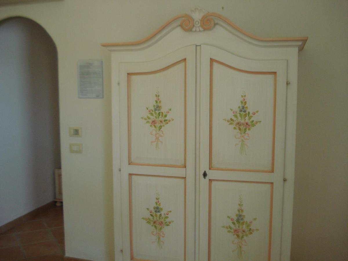 Hotel Valkarana Country Relais (Adults Only) Сант Антонио Ди Галура Екстериор снимка