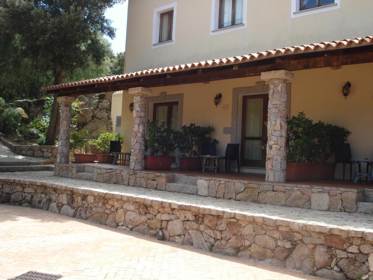 Hotel Valkarana Country Relais (Adults Only) Сант Антонио Ди Галура Екстериор снимка