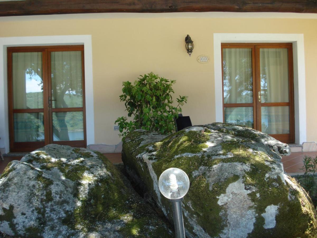 Hotel Valkarana Country Relais (Adults Only) Сант Антонио Ди Галура Екстериор снимка