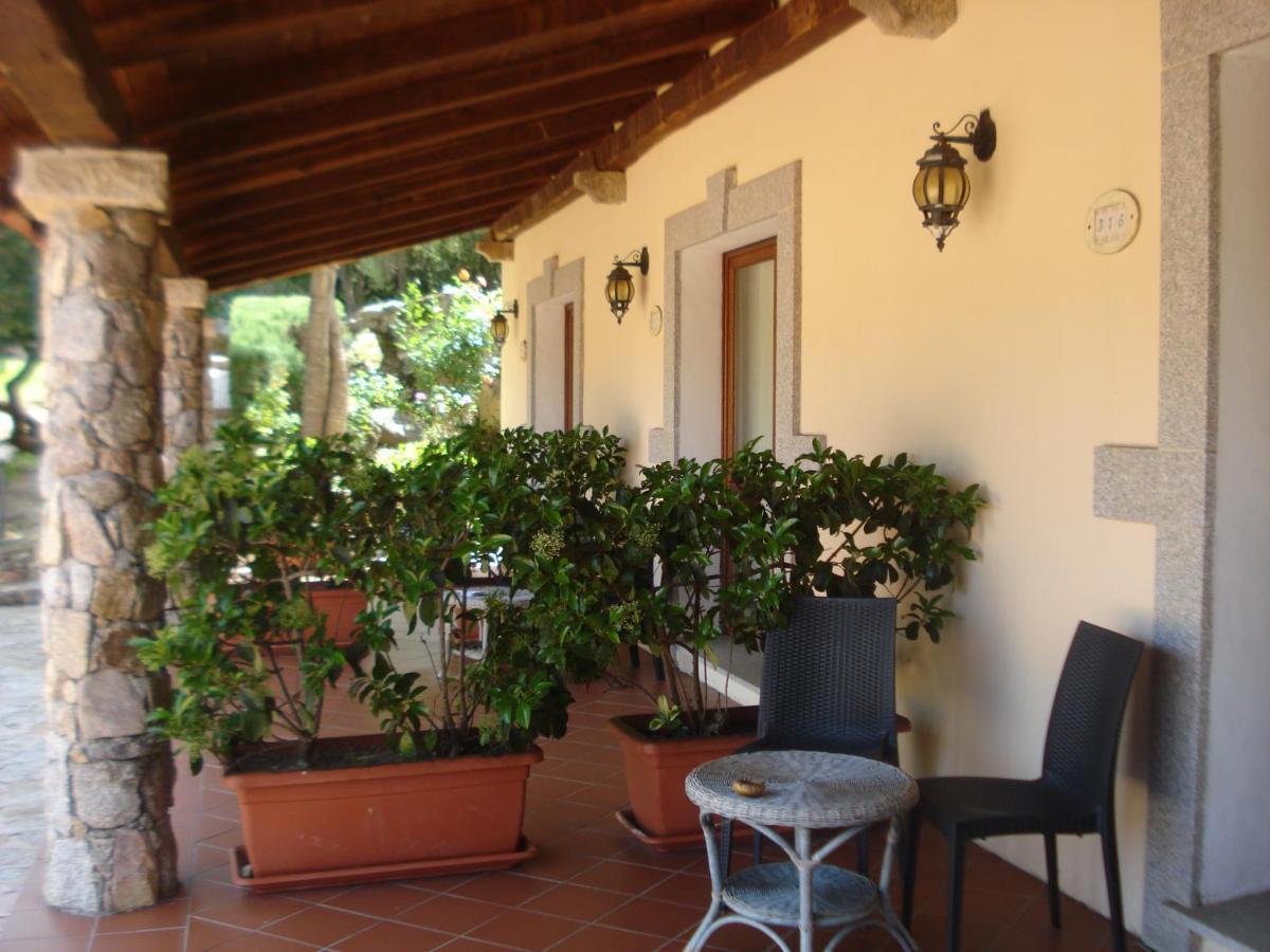 Hotel Valkarana Country Relais (Adults Only) Сант Антонио Ди Галура Екстериор снимка