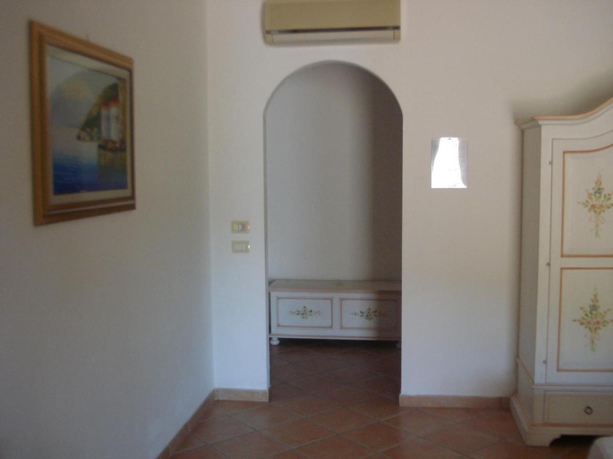 Hotel Valkarana Country Relais (Adults Only) Сант Антонио Ди Галура Екстериор снимка