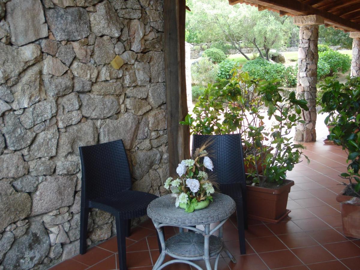 Hotel Valkarana Country Relais (Adults Only) Сант Антонио Ди Галура Екстериор снимка